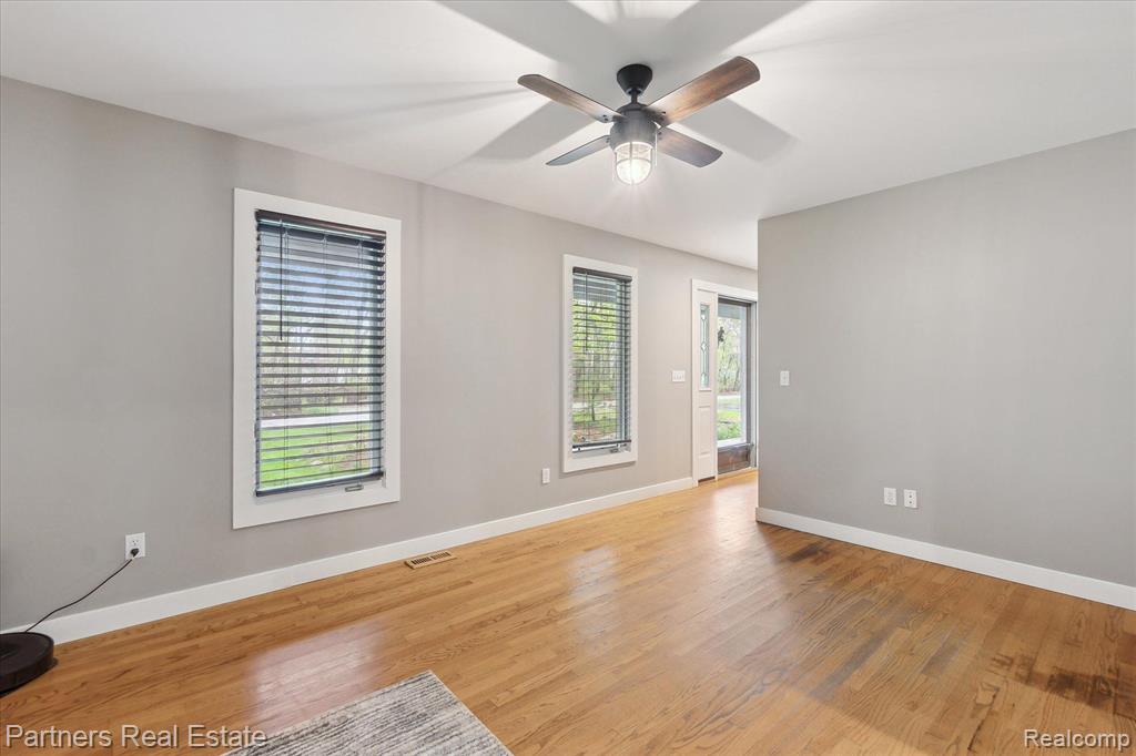 8600 2ND Street, Pinckney, MI 48169 — Photo 17