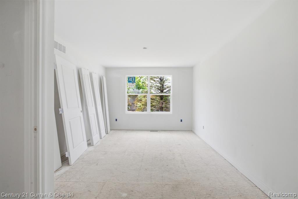 828 Nelsons Ridge Drive, 20, Howell, MI 48843 — Photo 25