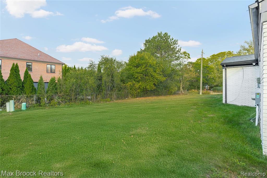 4800 Faircourt Drive, West Bloomfield, MI — Photo 45
