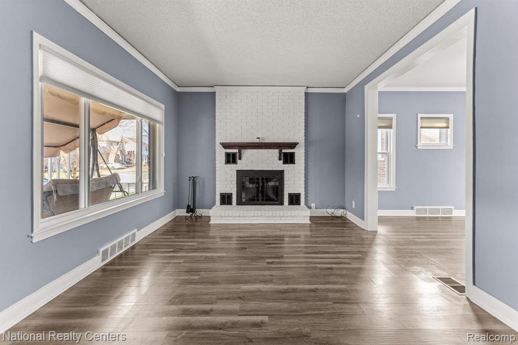 4242 LAPHAM Street, Dearborn, MI 48126 — Photo 5