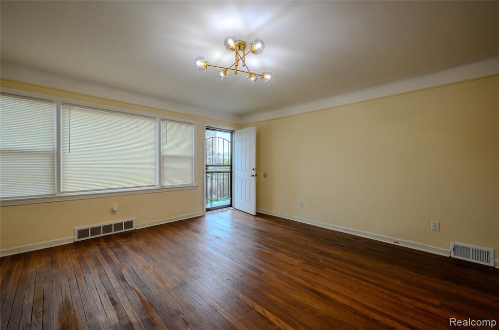 14720 E State Fair Street, Detroit, MI 48205 — Photo 13