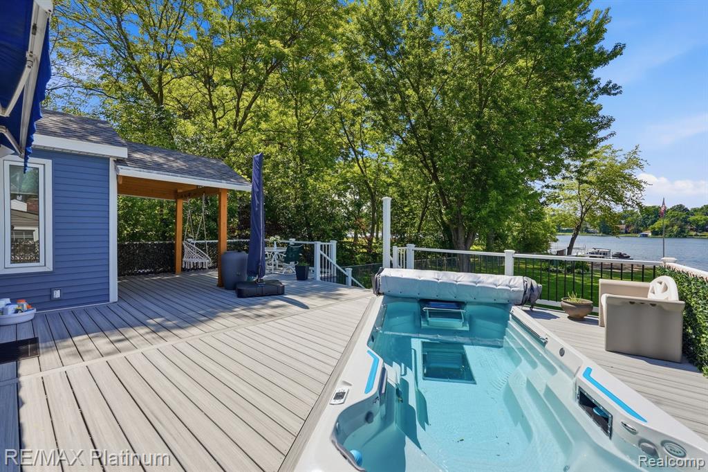 1612 S Hughes Road, Brighton, MI 48114 — Photo 21