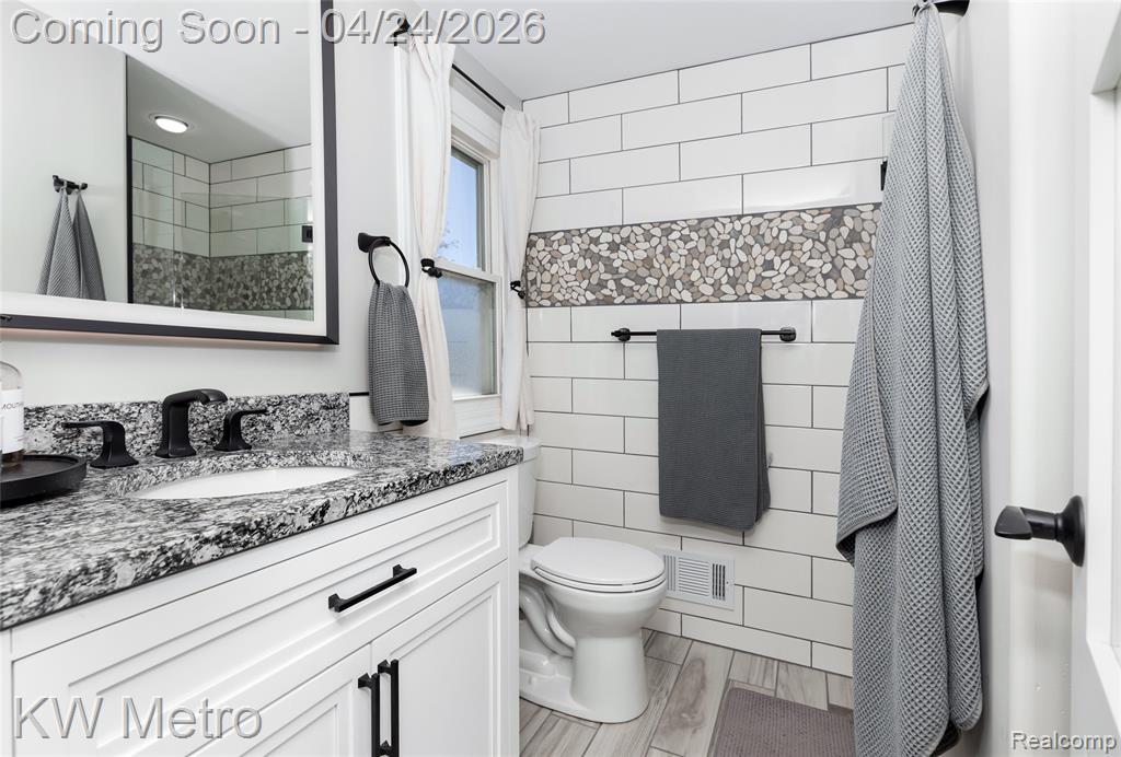 5267 Winchester Drive, Troy, MI 48085 — Photo 30