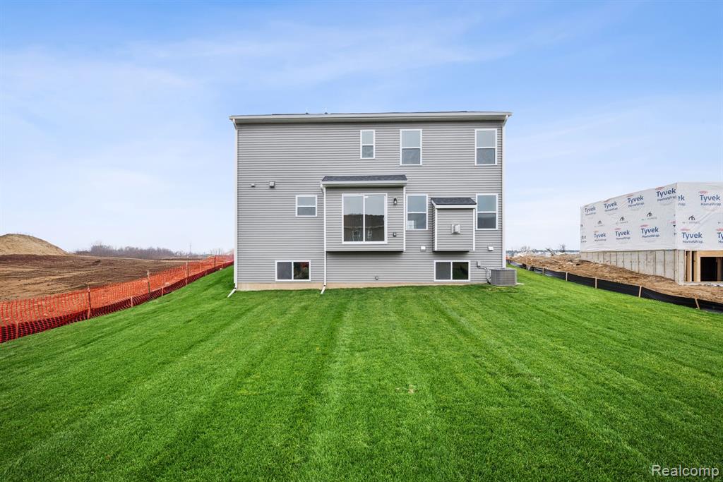 657 Swift Creek Drive, Chelsea, MI 48118 — Photo 27