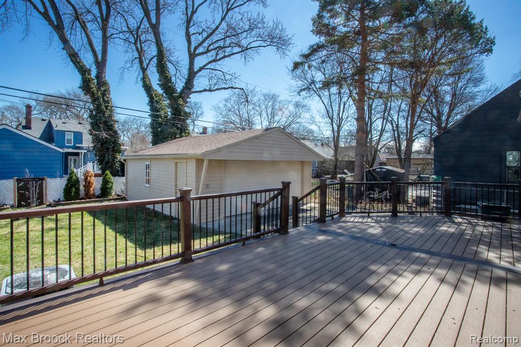 718 Meadowdale Street, Ferndale, MI 48220 — Photo 37