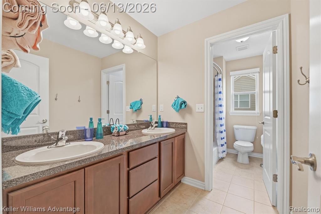 23740 Stoneleigh Drive, South Lyon, MI 48178 — Photo 43