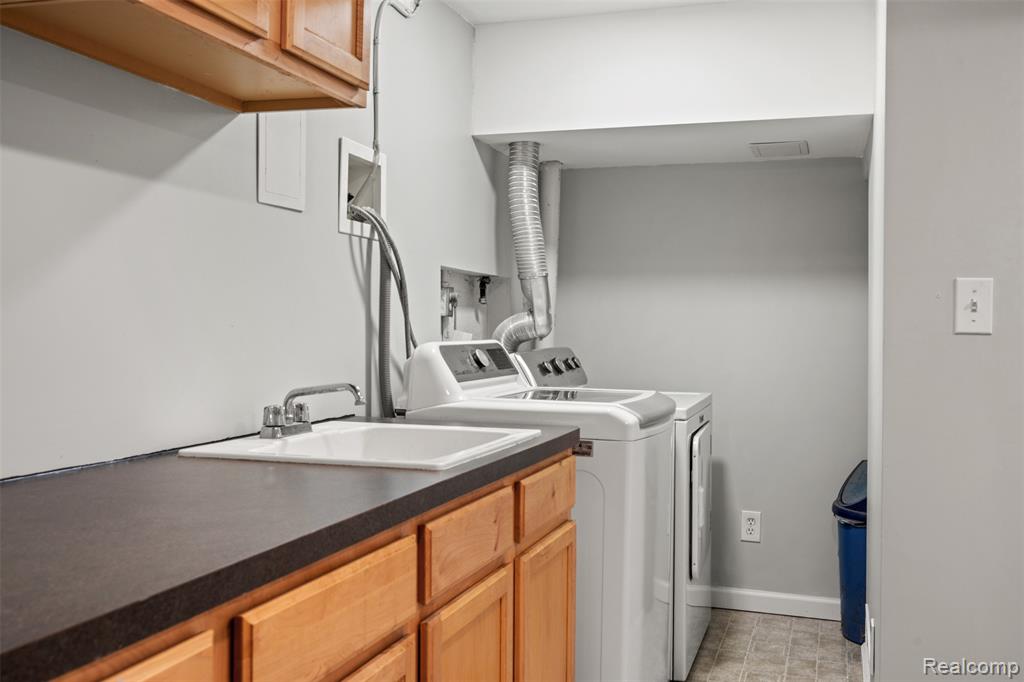 6248 Lake Waldon Court, Clarkston, MI — Photo 43