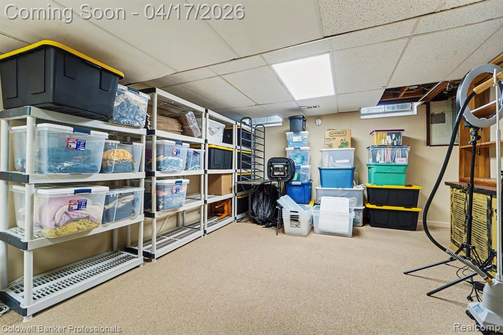 717 Sandstone Drive, Rochester Hills, MI 48309 — Photo 30
