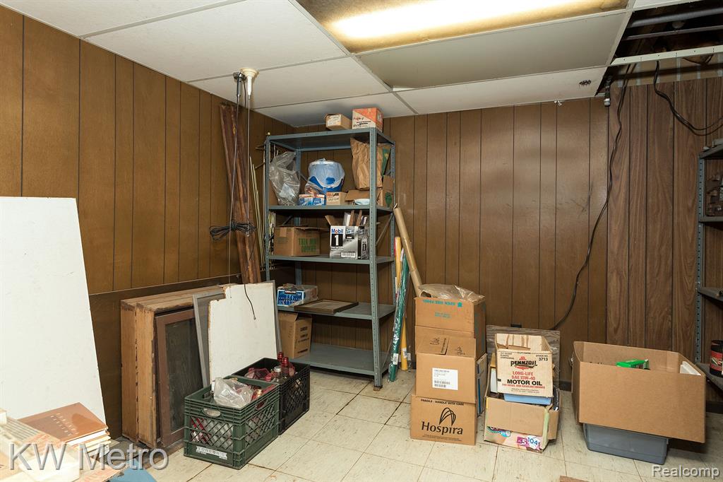 49151 RIDGE Court, Northville, MI 48168 — Photo 27