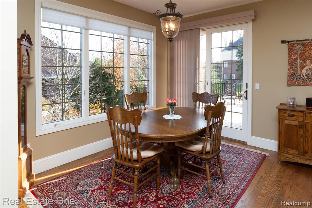658 Langley Road, Rochester Hills, MI 48309 — Photo 33