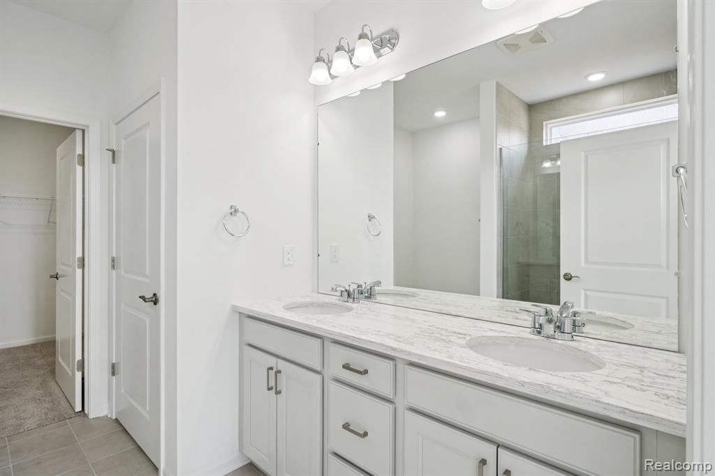 49877 Kent Court, Canton, MI 48188 — Photo 10