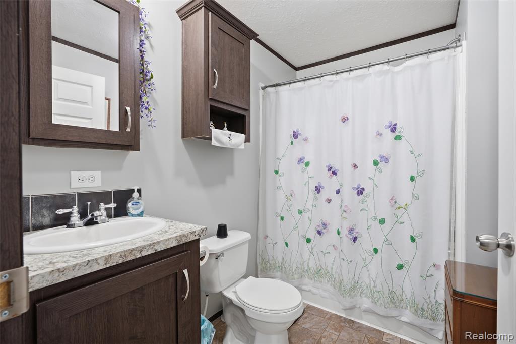 440 Flamingo Street, Rochester Hills, MI 48309 — Photo 24