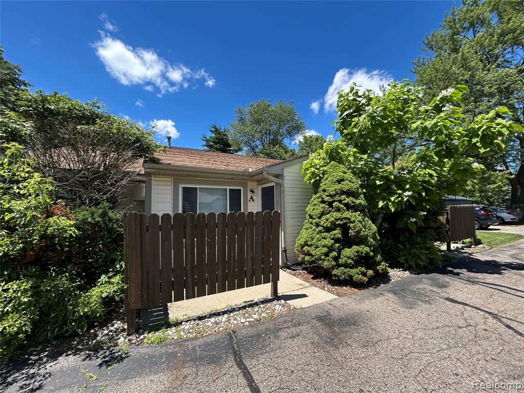 2150 Phillips Avenue, Holt, MI 48842 — Photo 29