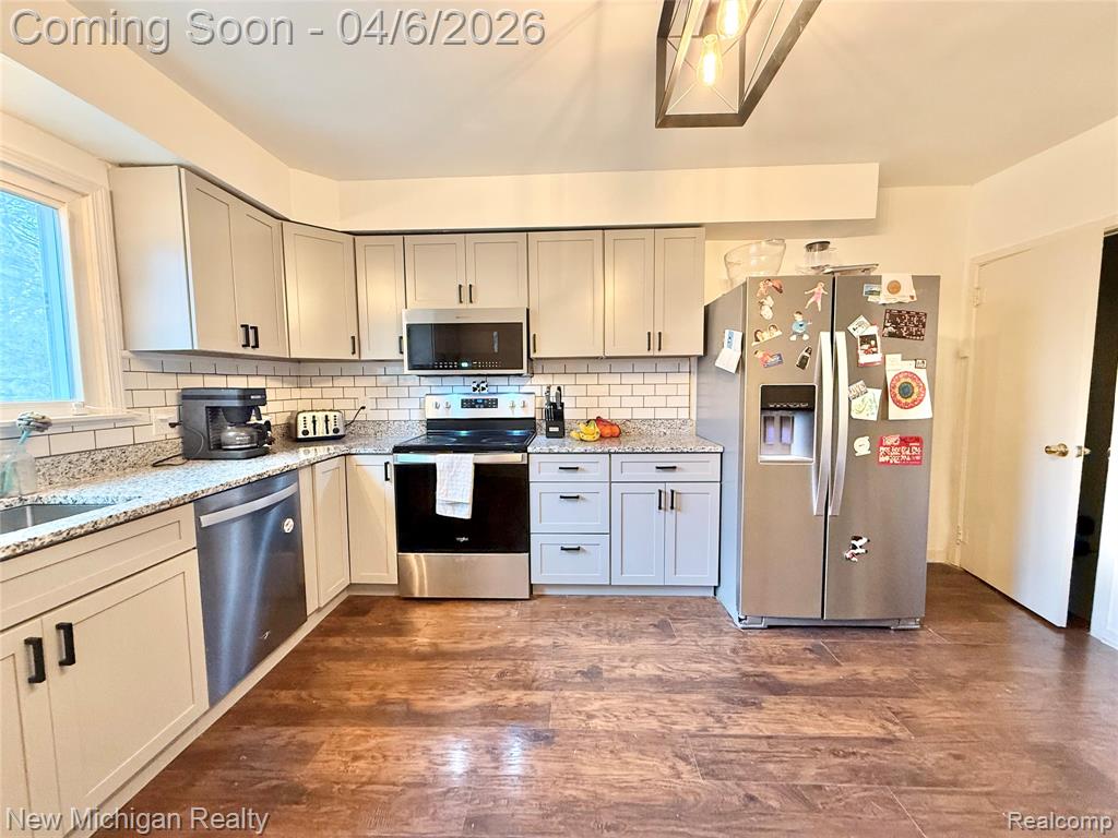 1224 W Bristol Road, Flint, MI 48507 — Photo 10