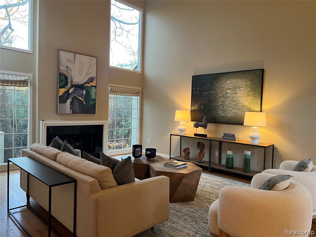7277 Simsbury Drive, West Bloomfield, MI — Photo 9