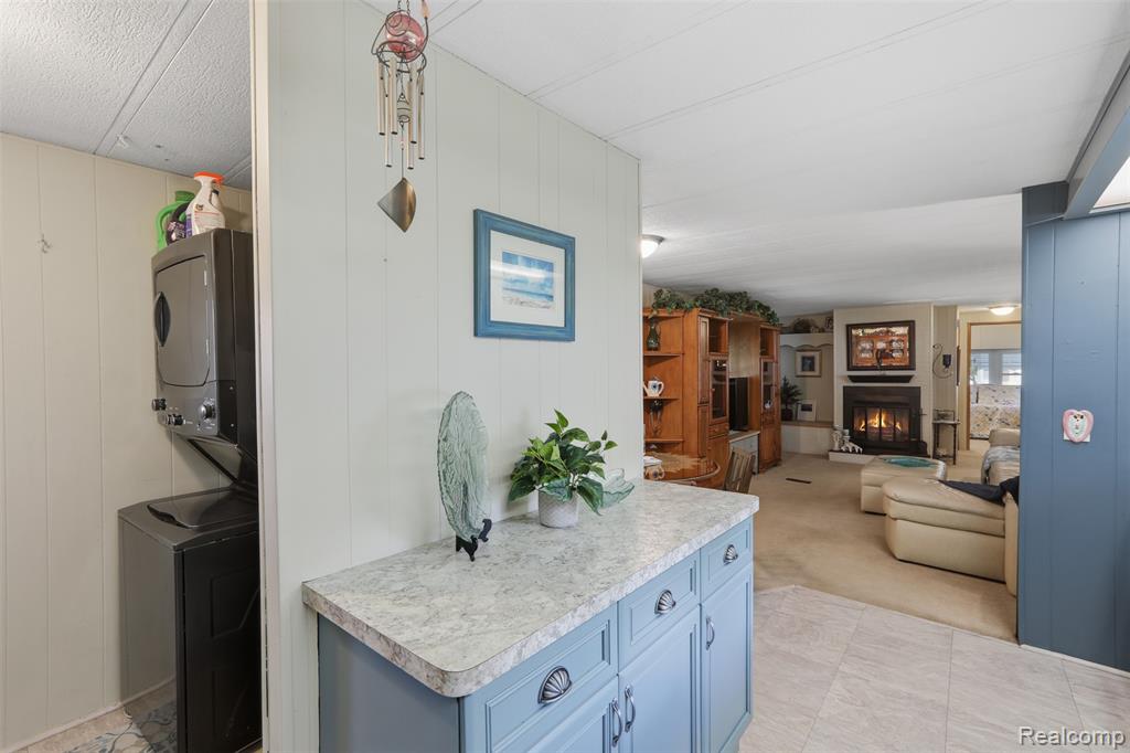 27 Ponderosa Trail, Belleville, MI 48111 — Photo 11