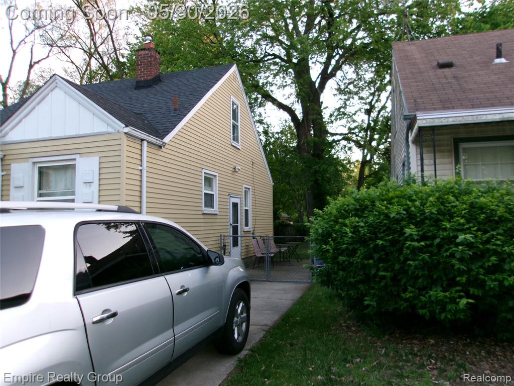 7507 W Parkway Street, Redford, MI 48239 — Photo 2