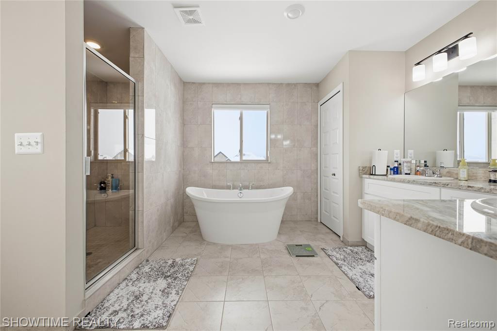 19782 Chase Drive, Macomb, MI 48042 — Photo 37