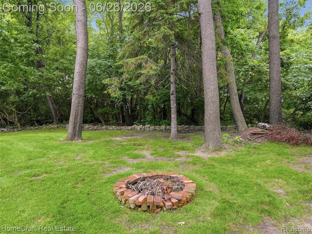 42047 CLEMONS Drive, Plymouth, MI 48170 — Photo 33