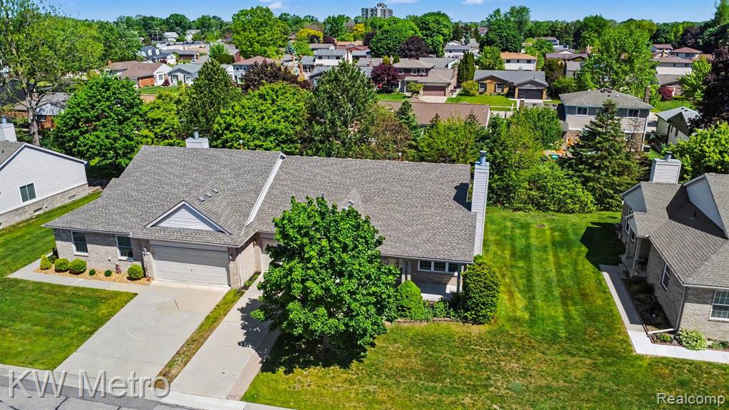 41273 Greenspire Drive, Clinton Twp, MI 48038 — Photo 31