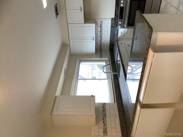 734 Harcourt Road, Grosse Pointe Park, MI 48230 — Photo 14
