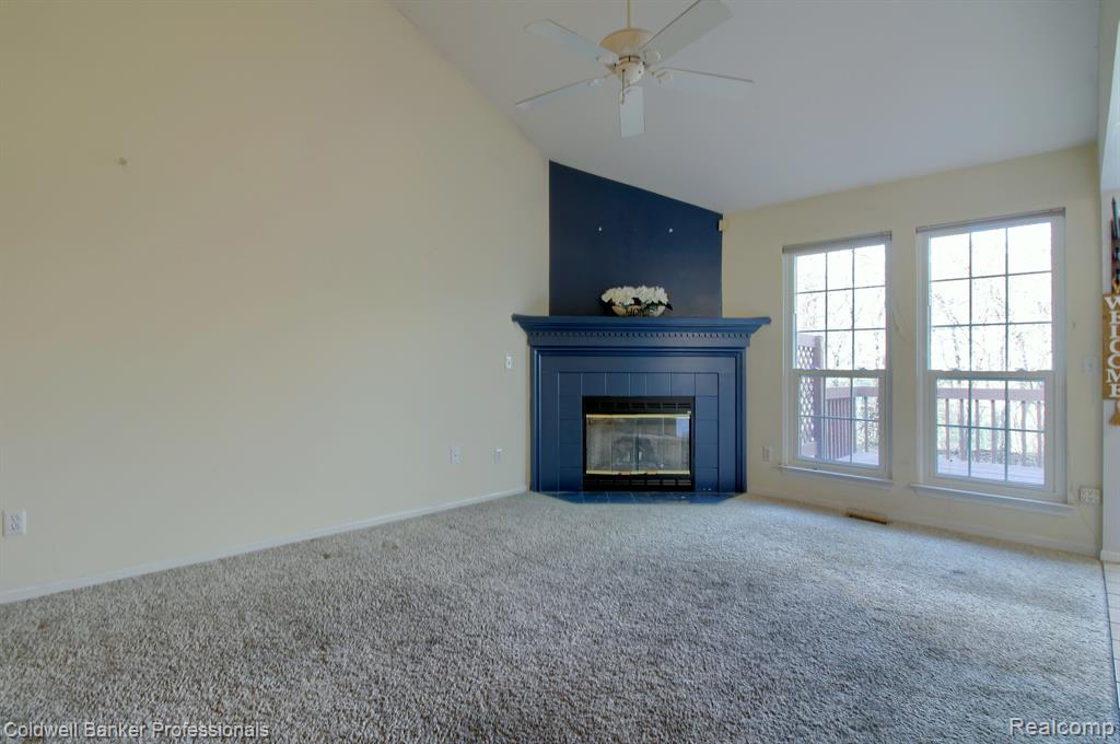 43697 YORKVILLE, Canton, MI 48188 — Photo 5