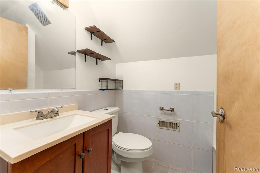 6879 Crofoot Road, Howell, MI 48843 — Photo 23