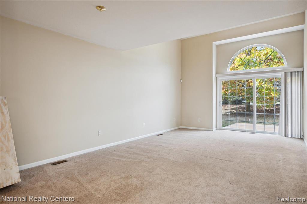 8777 COLUMBIA Circle, Canton, MI 48187 — Photo 8