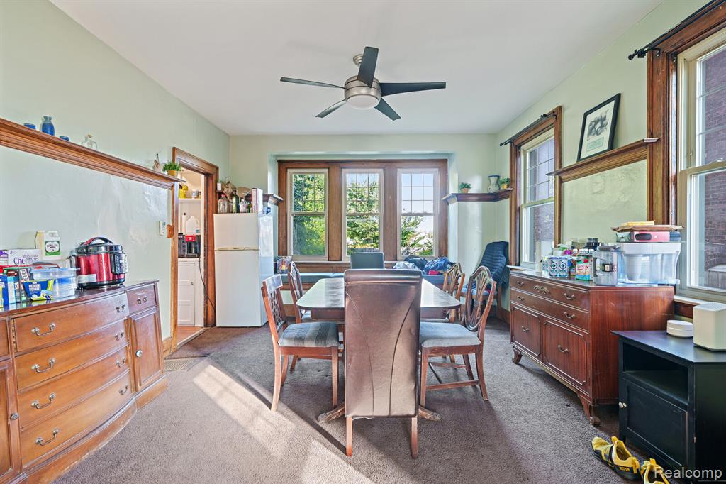 243 E Edsel Ford, Detroit, MI 48202 — Photo 16