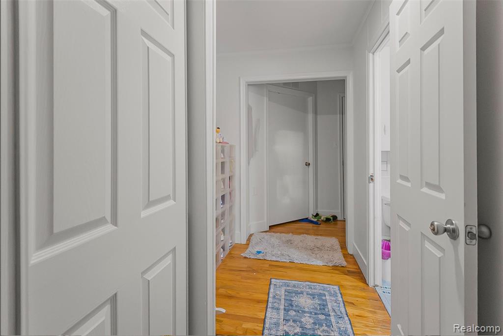 5336 Mansfield Avenue, Sterling Heights, MI 48310 — Photo 15
