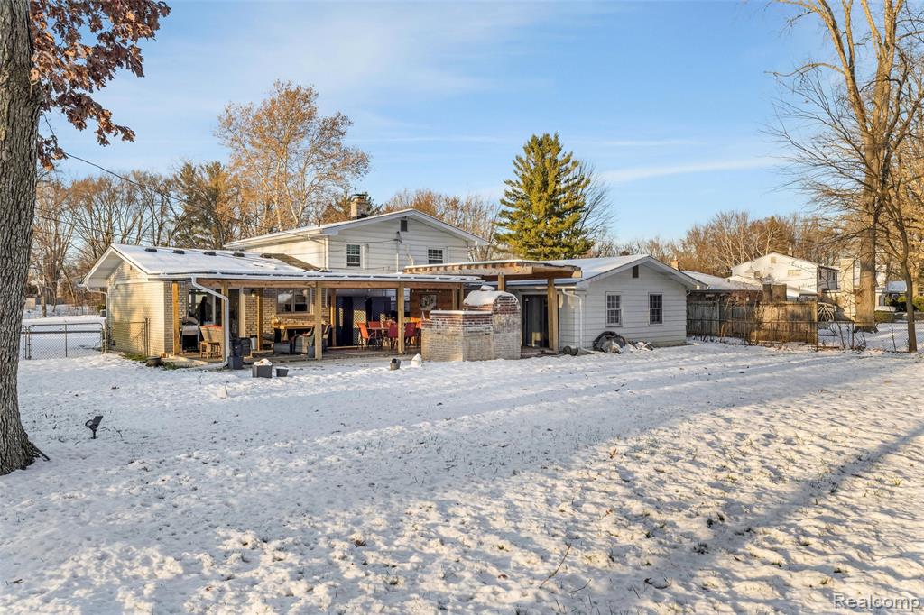 6018 Brynthrop Drive, Shelby Twp, MI 48316 — Photo 34