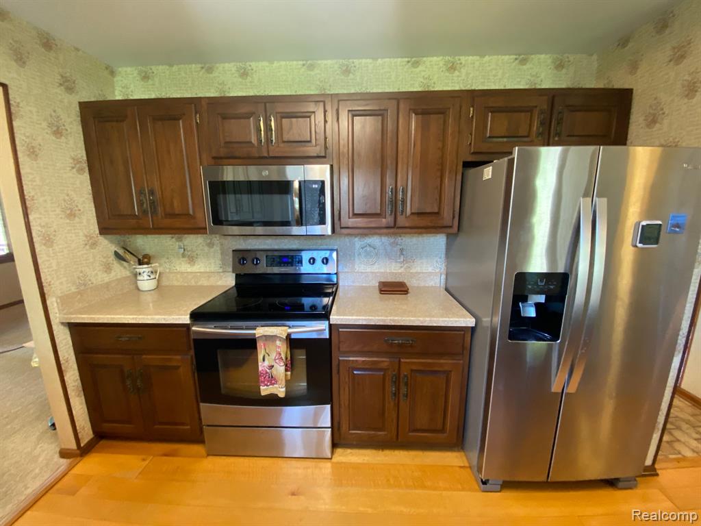 675 Applegate Lane, 4, Grand Blanc, MI 48439 — Photo 4