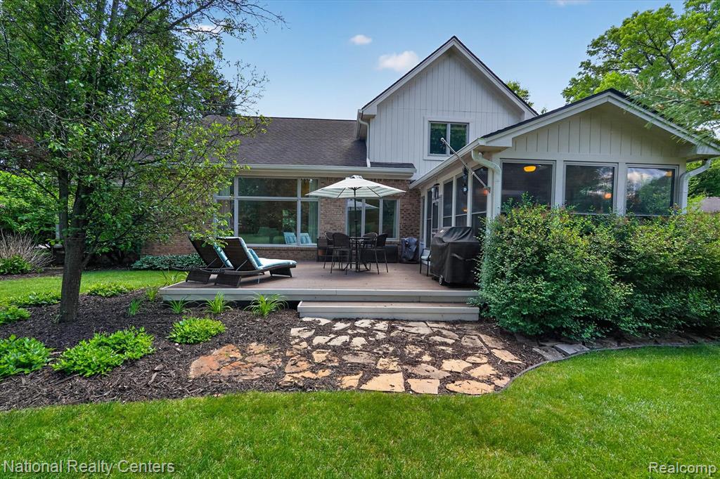 9326 Park Lane, Commerce Twp, MI 48382 — Photo 34