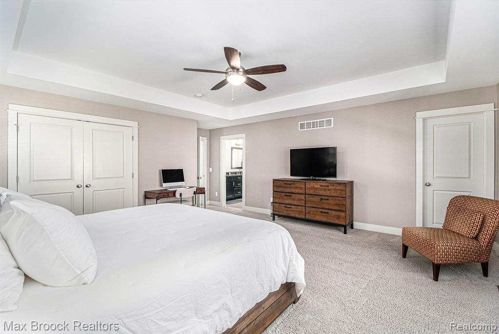 907 E 6TH Street, Royal Oak, MI 48067 — Photo 19