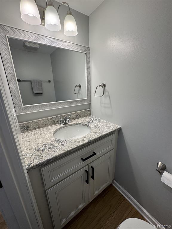 39547 Heatherheath Drive, Clinton Twp, MI 48038 — Photo 9