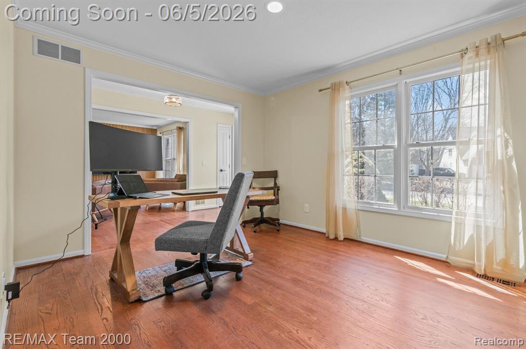 5681 WOODFIELD Parkway, Grand Blanc, MI 48439 — Photo 11