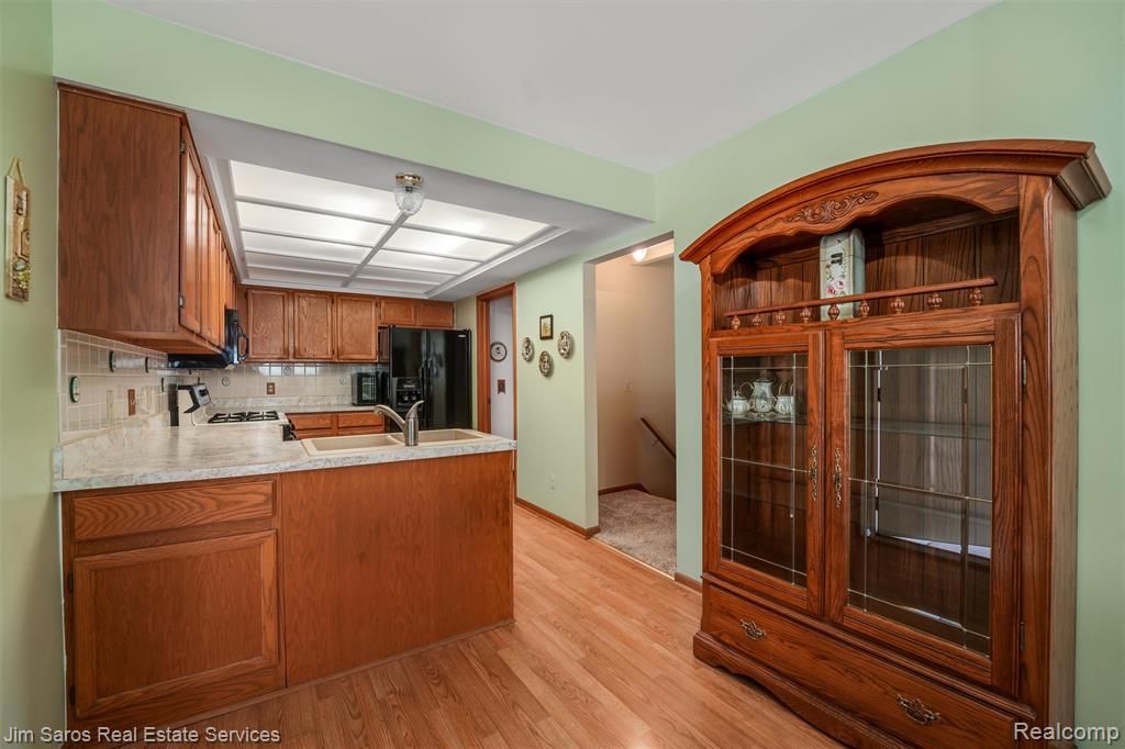 42572 Schienle Lane, Clinton Twp, MI 48038 — Photo 4