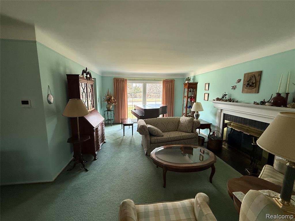 489 Chalfonte Avenue, Grosse Pointe Farms, MI 48236 — Photo 12
