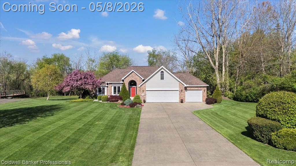 2243 Ridgemoor Court, Burton, MI 48509 — Photo 30