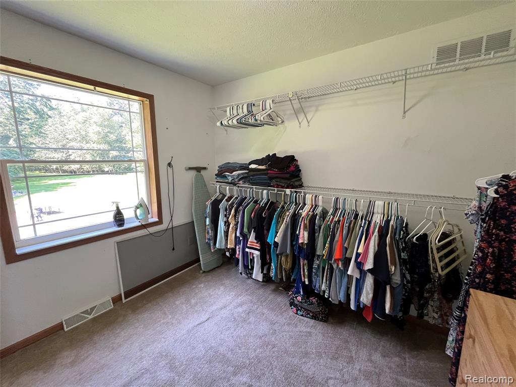 28524 Elwell Road, Belleville, MI 48111 — Photo 43