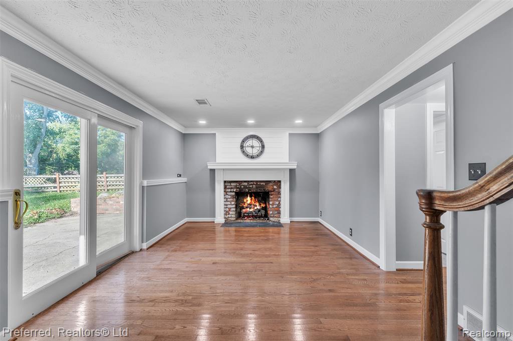 9366 Wild Oaks Circle, South Lyon, MI 48178 — Photo 30