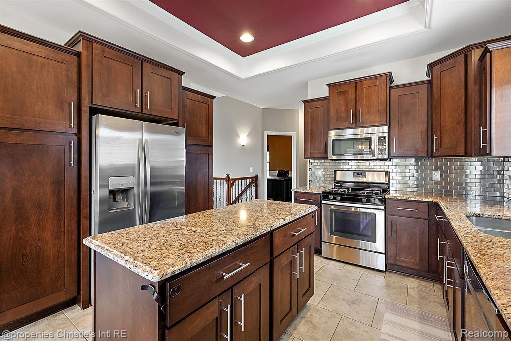 43601 SCAUP Lane, Clinton Twp, MI 48038 — Photo 15