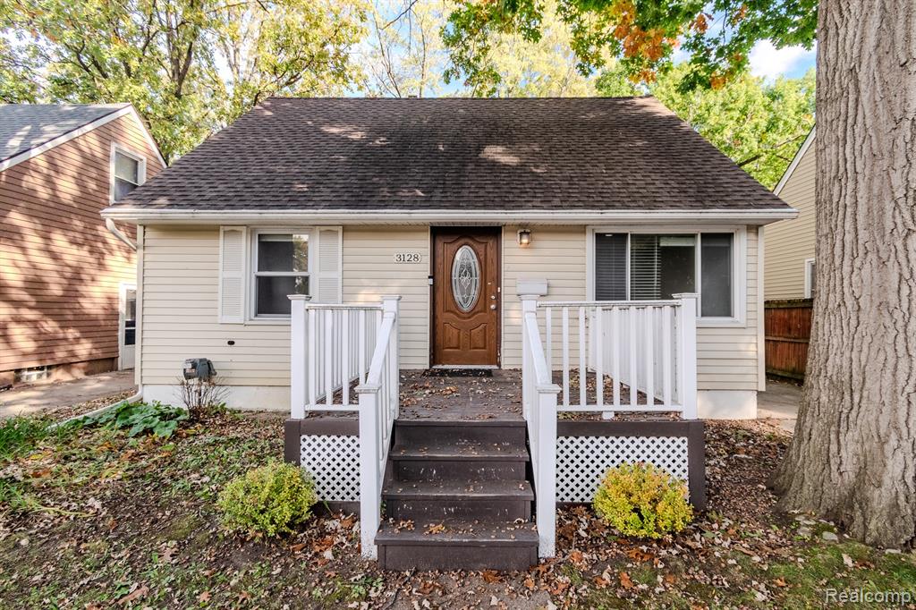 3128 HARVARD Road, Royal Oak, MI 48073