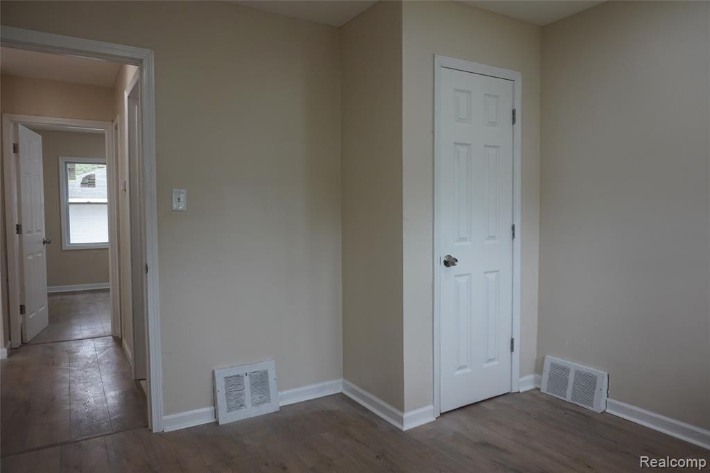 18827 Keystone Street, Detroit, MI 48234 — Photo 12