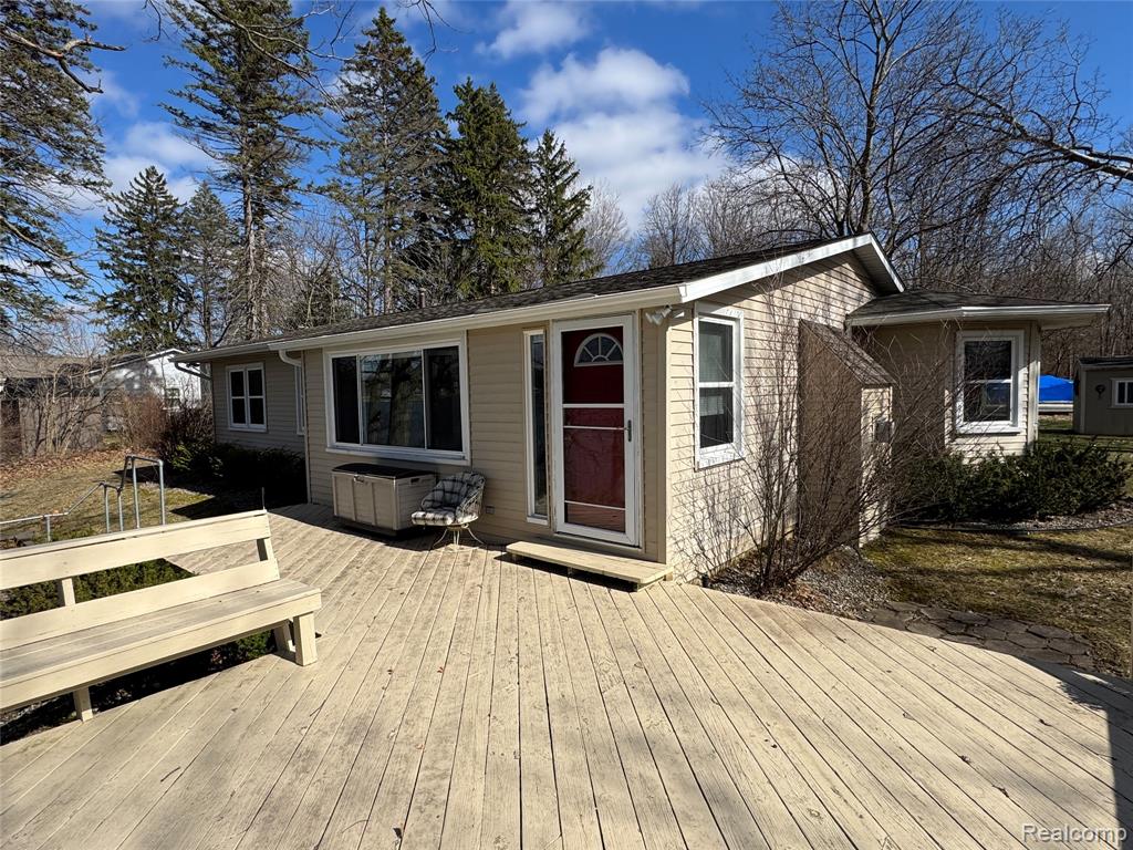 4028 Loon Lake Court, Linden, MI 48451 — Photo 2