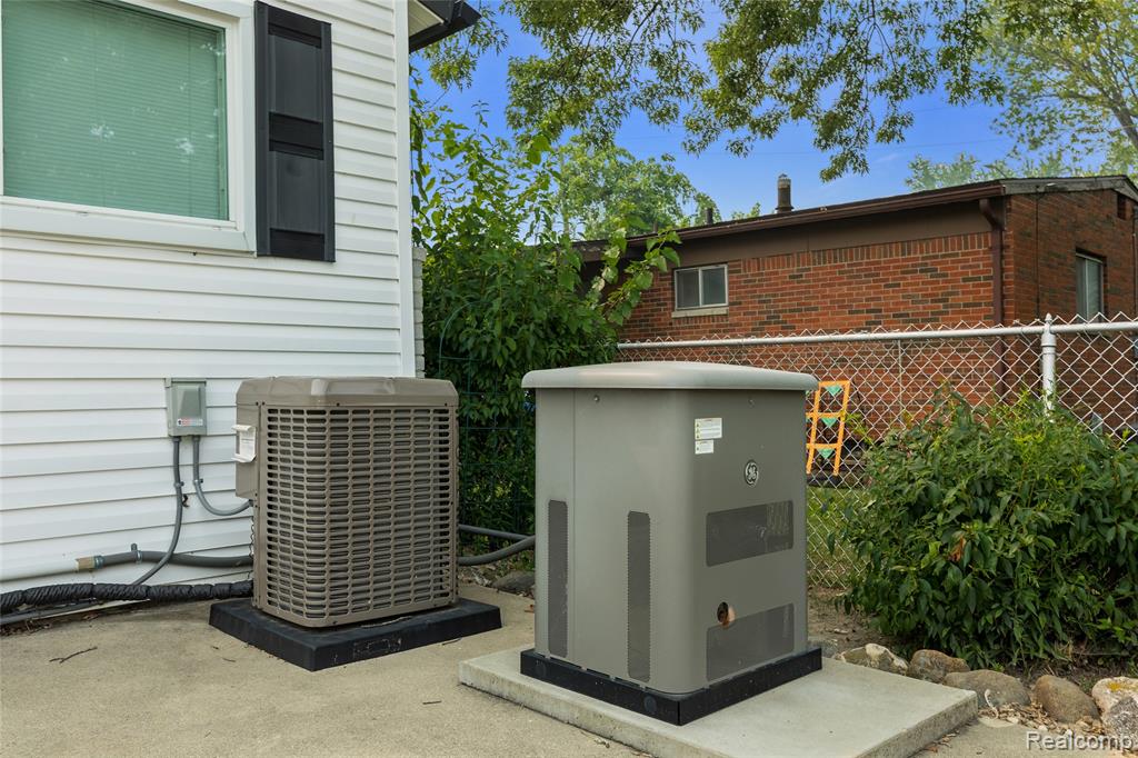 1121 Windham Street, Westland, MI 48186 — Photo 28