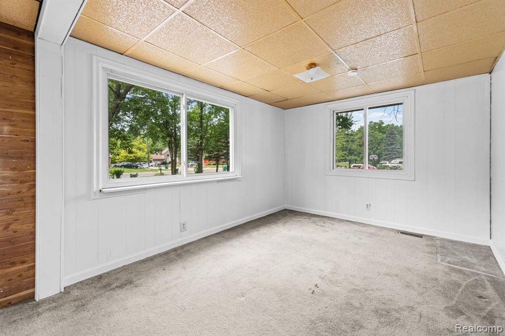 19227 Gudith Road, Trenton, MI 48183 — Photo 23