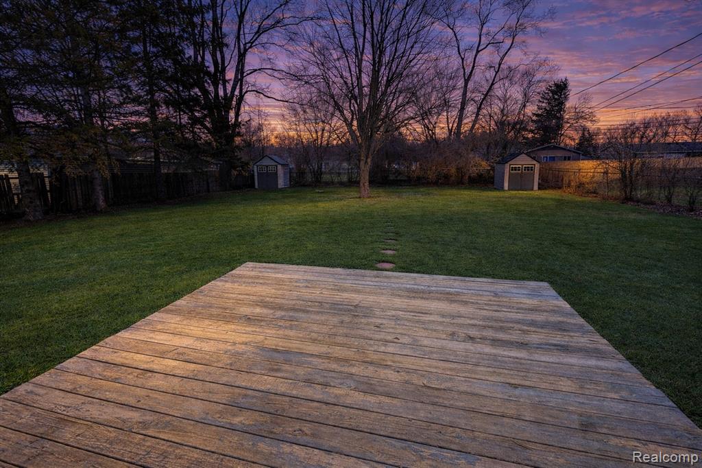 6101 Woodsdale Drive, Grand Blanc, MI 48439 — Photo 3