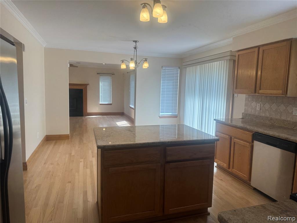 5245 Riverwalk Trail, Commerce Twp, MI 48382 — Photo 26