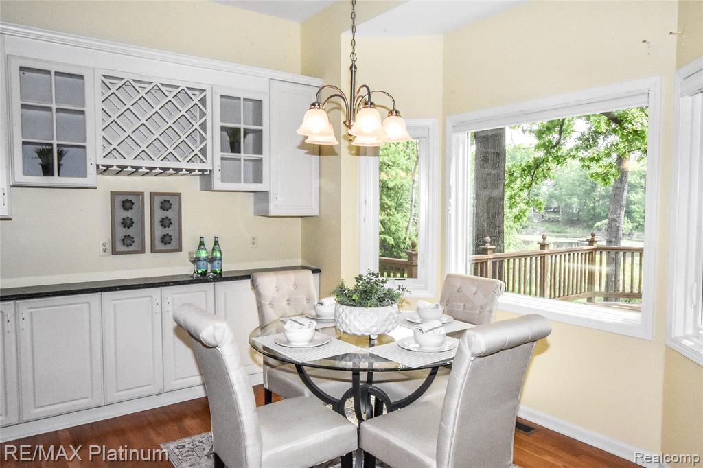 8342 ISLANDVIEW Court, Brighton, MI 48114 — Photo 26